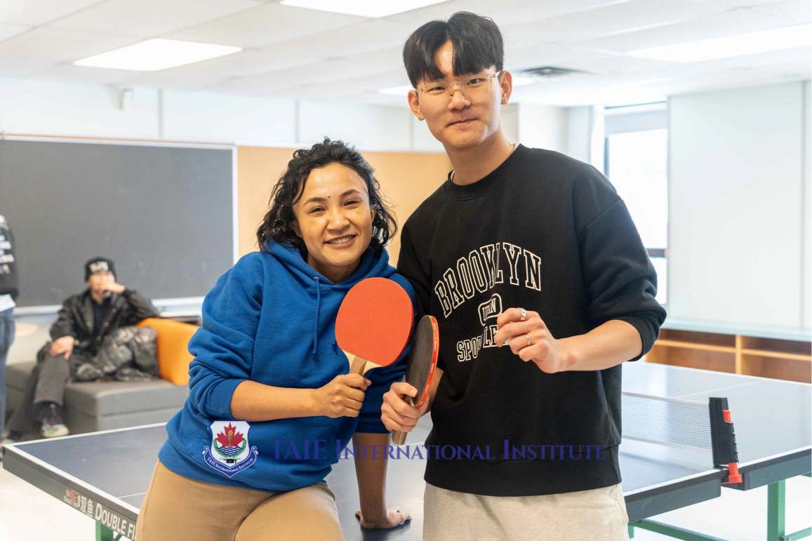 Ping Pong Battle: Experience vs. Energy